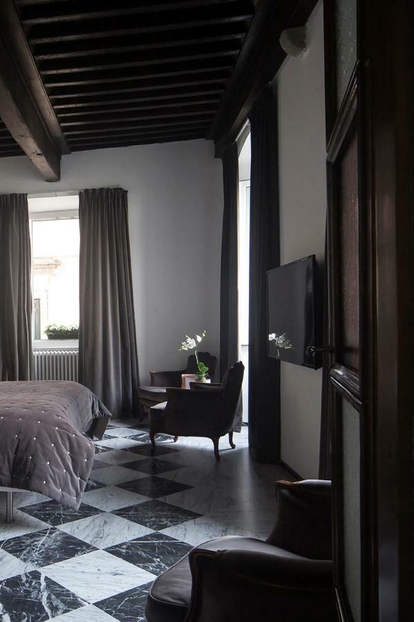 Bed and Breakfast Duomosette Каррара Экстерьер фото